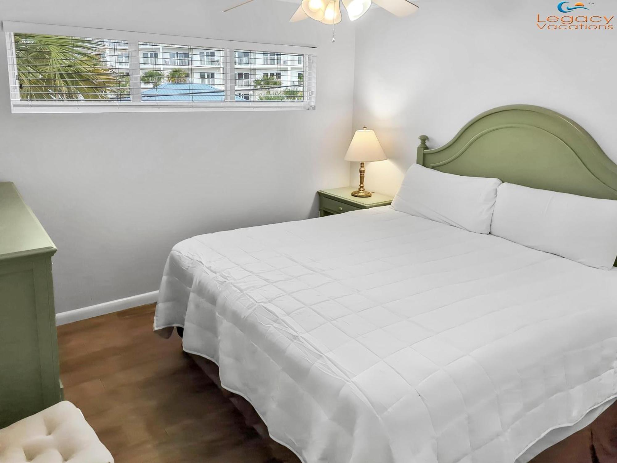 Is9-Cozy Upstairs Beachfront Condo - King Beds شاطئ فورت والتون المظهر الخارجي الصورة